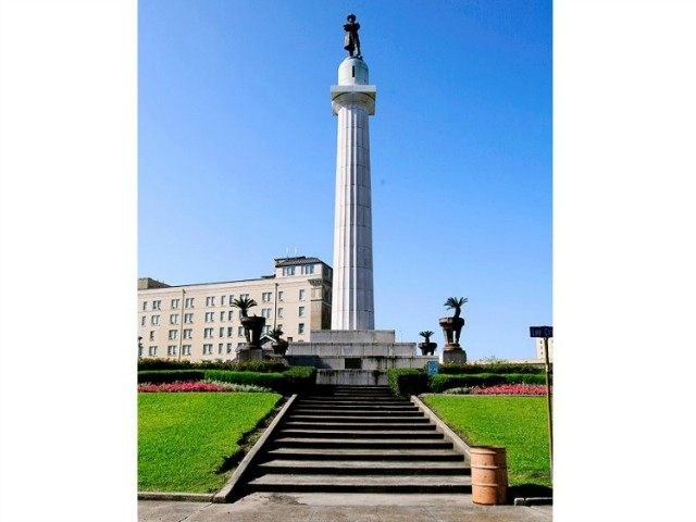 robert-e-lee-monument-new-orleans-ap-640x480.jpg